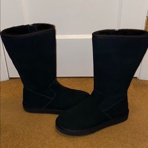 UGG Alber Black Suede Boots